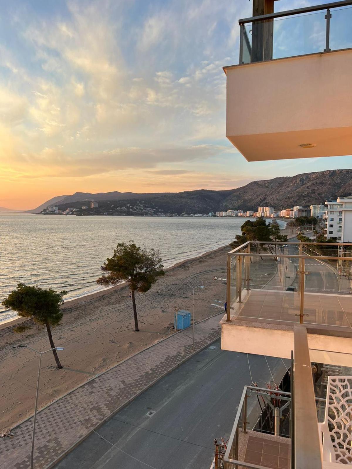 Shengjin Apartaments Bagian luar foto