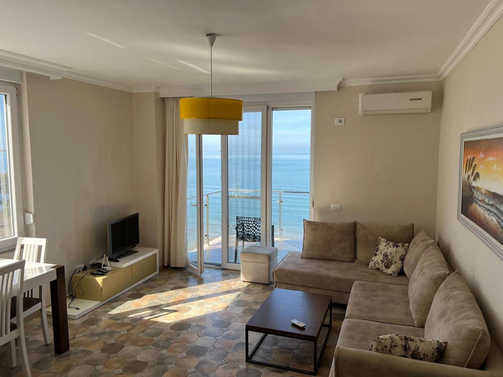 Shengjin Apartaments Bagian luar foto