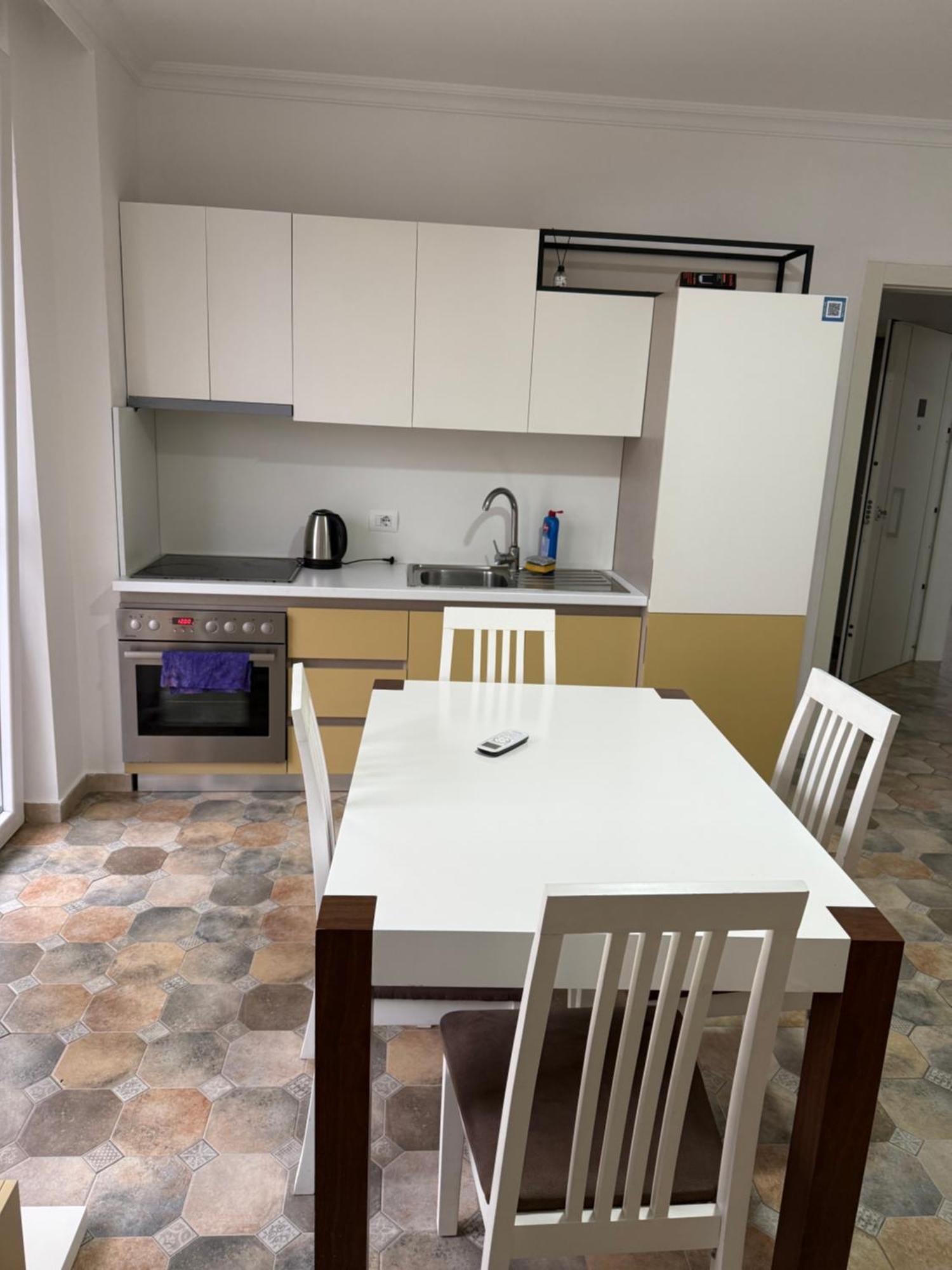 Shengjin Apartaments Bagian luar foto