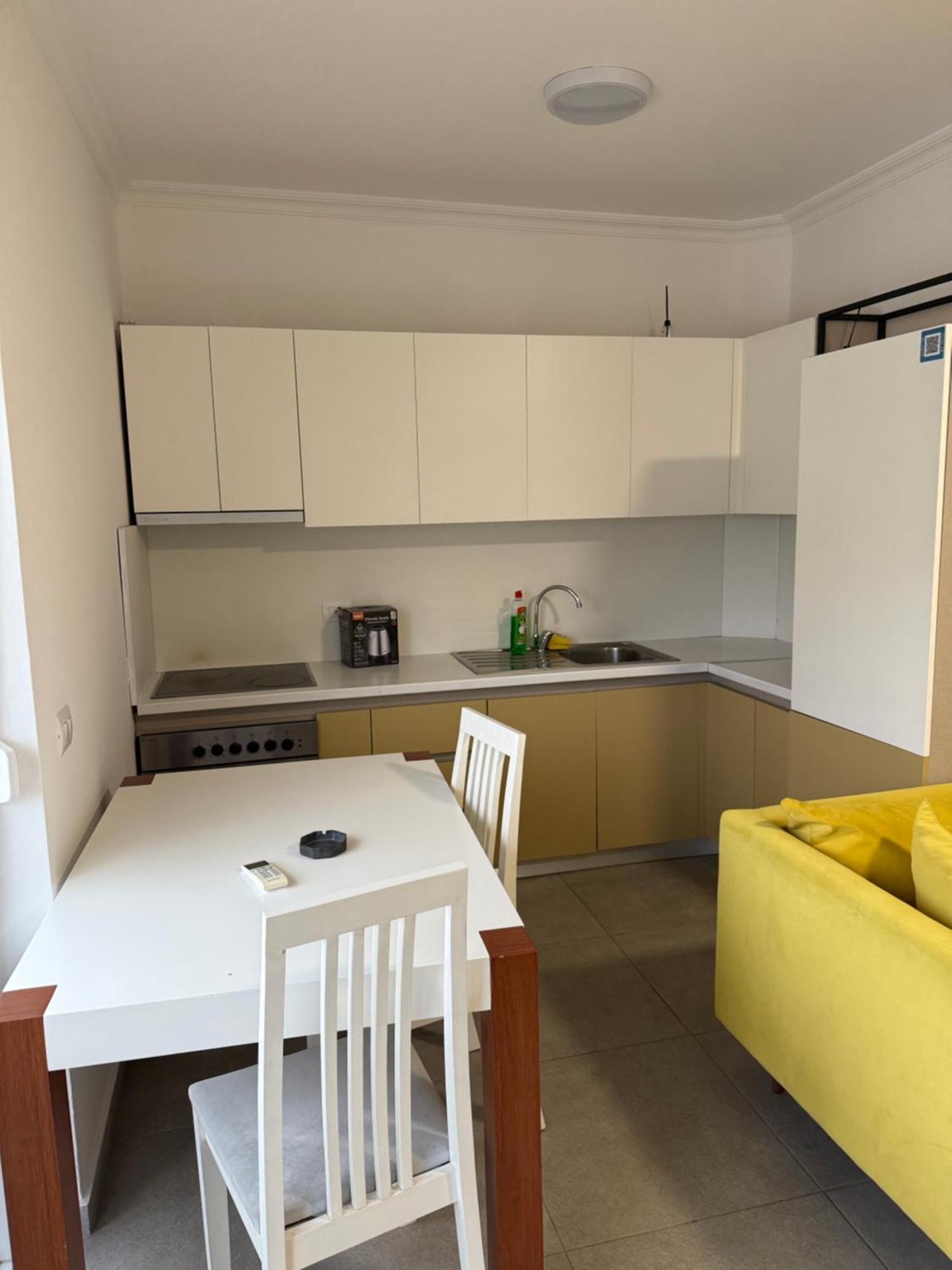 Shengjin Apartaments Bagian luar foto